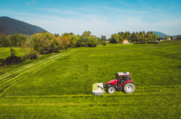 What Is The Most Common AgTech Used By Australian Farmers? Roy Morgan’s 2024 AgTech Survey Reveals All