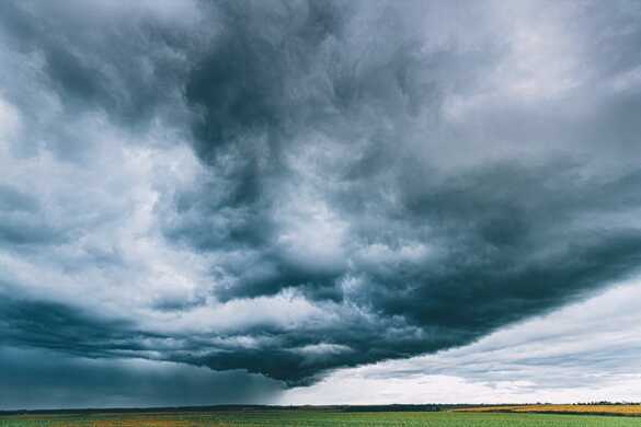 What are the challenges of managing a farm?